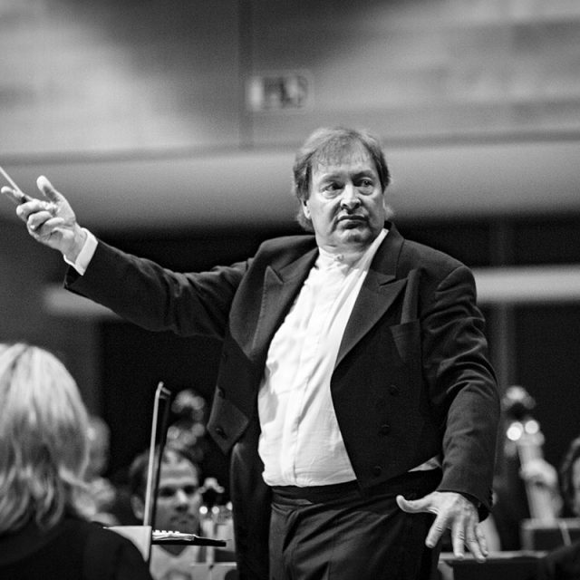 Dirigent Howard Griffiths